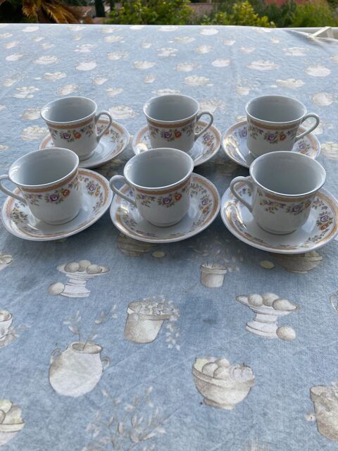 Service � caf� 5 Carqueiranne (83)