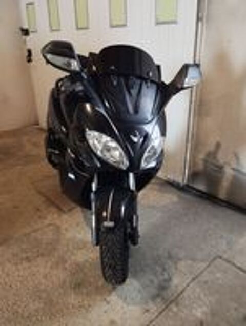 PIAGGIO 2006 occasion 85300 Le Perrier