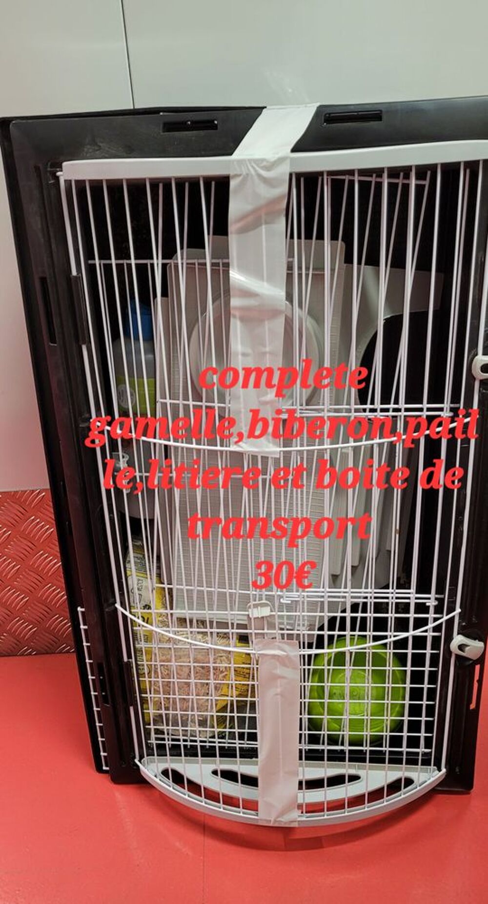Cage compl&egrave;te +bo&icirc;te de transport +litiere et paille Jardin