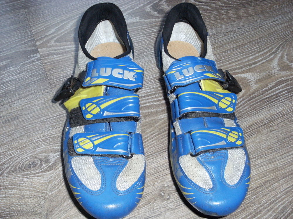chaussures cycliste ; pointure 43 44 Sports