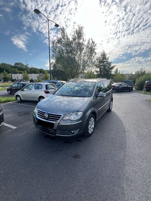 Volkswagen touran VOLKWAGEN  2.0 tdi 7 place boîte a