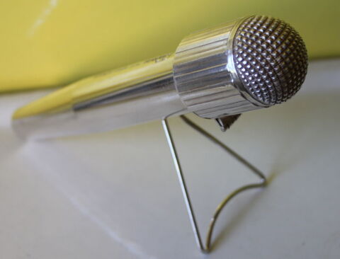 HERMES Paris pour Europe 1 micro vintage 600 Vanves (92)