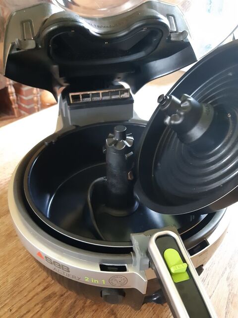 friteuse sans huile SEB ActiFry 2en1 neuve 200 Mont-de-l'If (76)