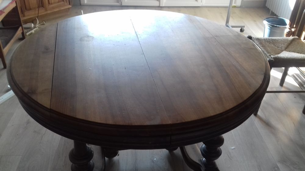 Table de salle &agrave; manger RONDE Diam&egrave;tre 1,20 M Meubles