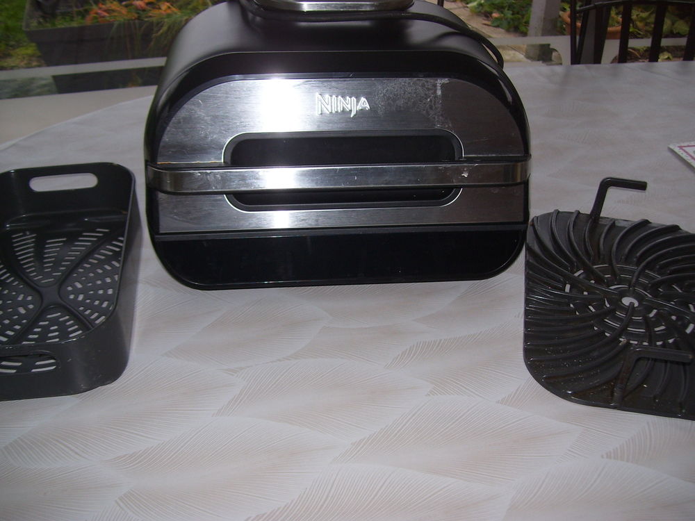 Ninja grill et friteuse &agrave; air Foodi Max Electroménager