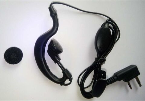 Micro casque neuf, jamais utilisé. 
Pour Talkie-walkie UV5R  Baofeng VHF-UHF  et autres...
Sur Amiens Rivery.
Pas d'envoi.
Disponible.
0780351037 Amiens (80)
