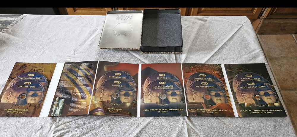 Bo&icirc;tier m&eacute;tal 10 DVD&nbsp;: L'&Eacute;gypte Des Grands Pharaons
Photos/Video/TV
