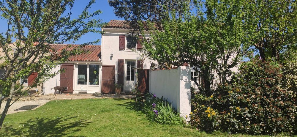 Maison 6 pièces 130 m² · à L'Hermenault · 130 m² · 239 000 €