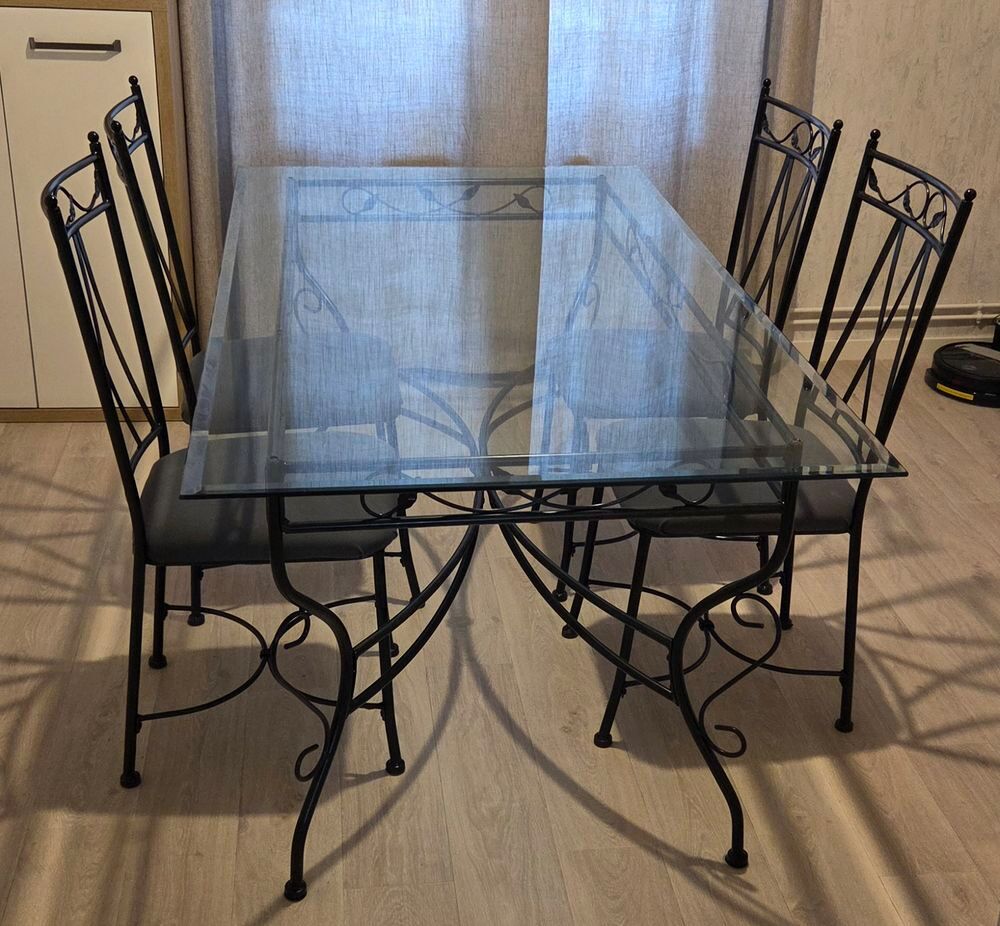 table en verre et 6 chaises Meubles