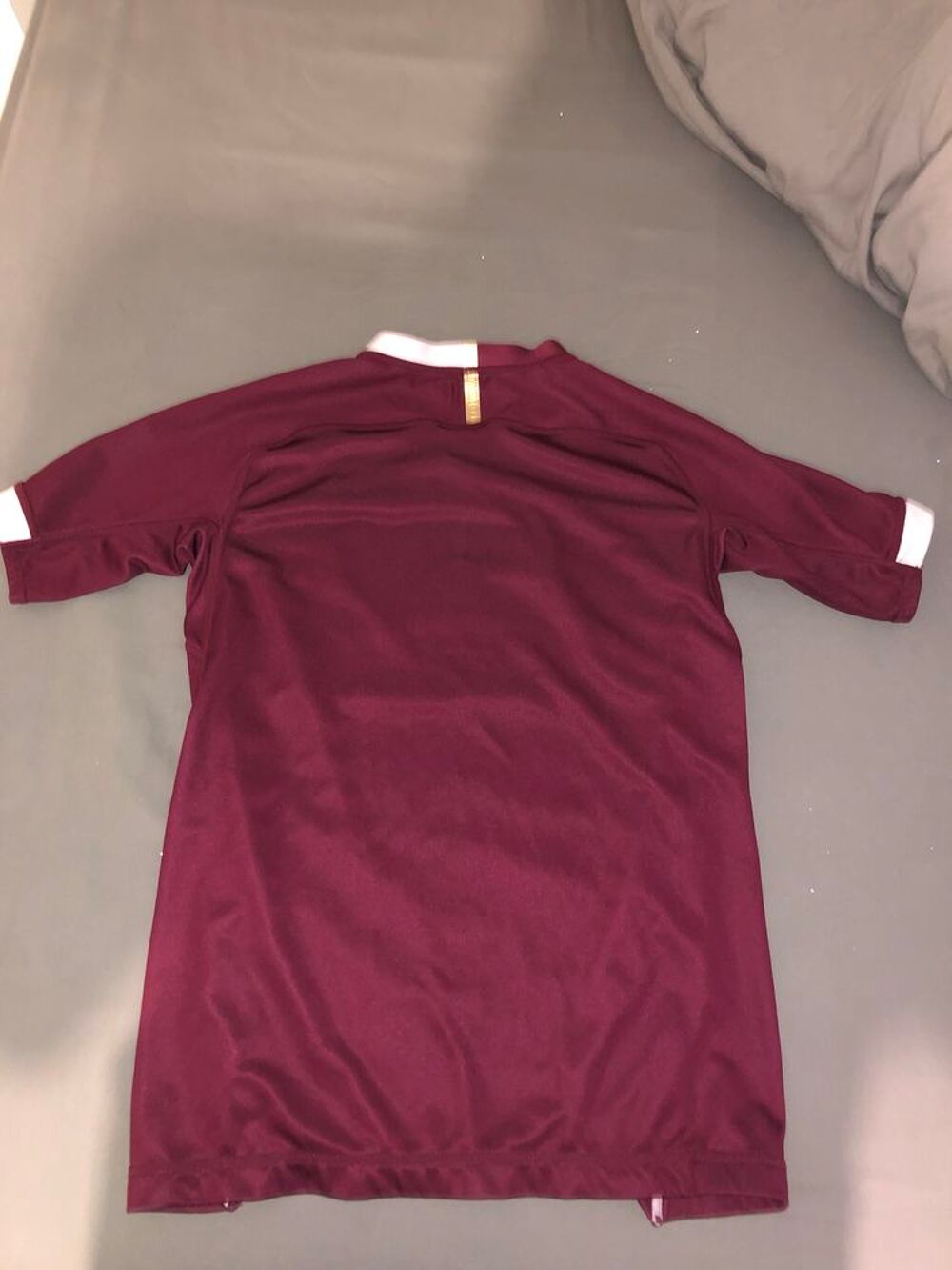 maillot UBB porter 3 fois Vêtements