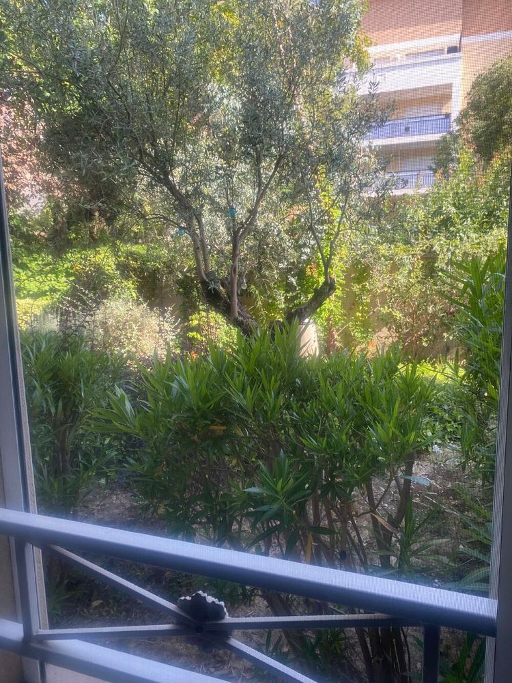 Vente Appartement Beau t4 dans résidence calme et arborée Marseille 11