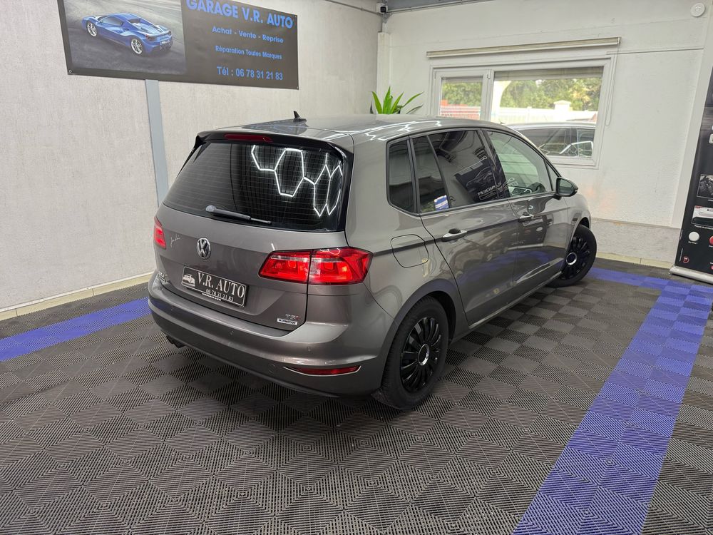 Golf Sportsvan 1.4 TSI 125 BlueMotion Technology Confortline 2014 occasion 69120 Vaulx-en-Velin