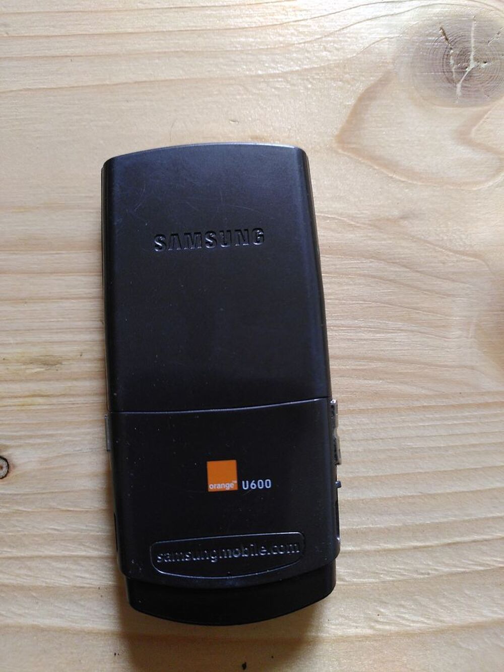 Samsung SGH-U600 Ultra Edition 10.9 noir - Pour pi&egrave;ces Téléphones et tablettes