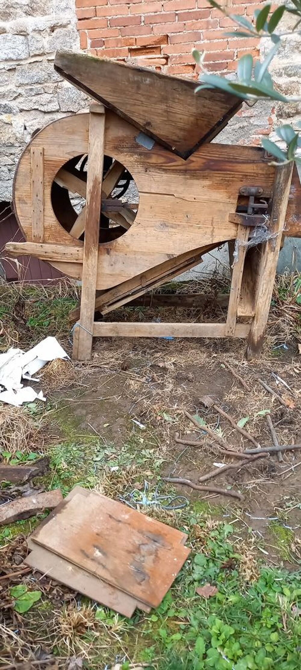 ancienne batteuse &agrave; bl&eacute; D�coration