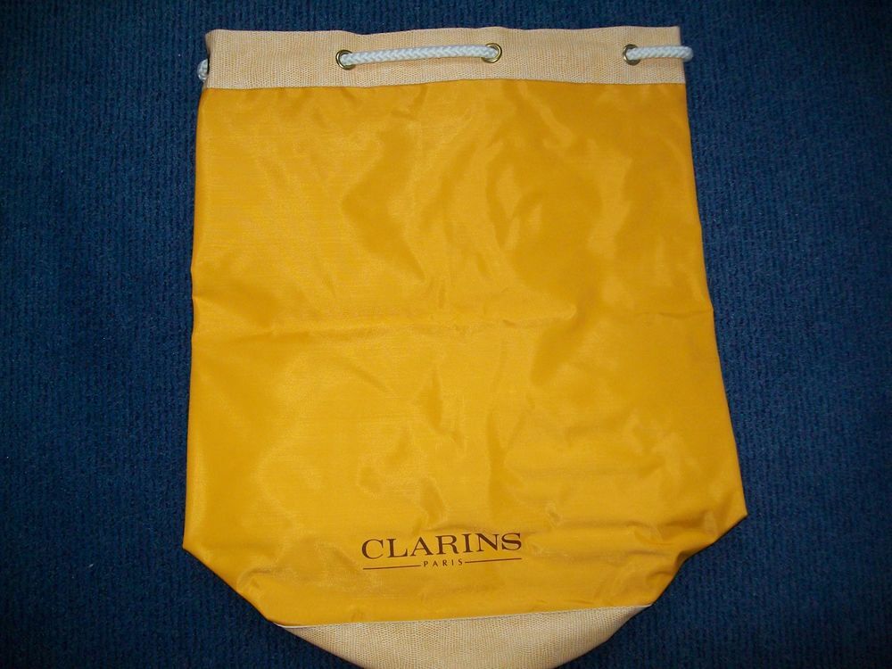 Sac marin jaune " Clarins Paris " , neuf Maroquinerie
