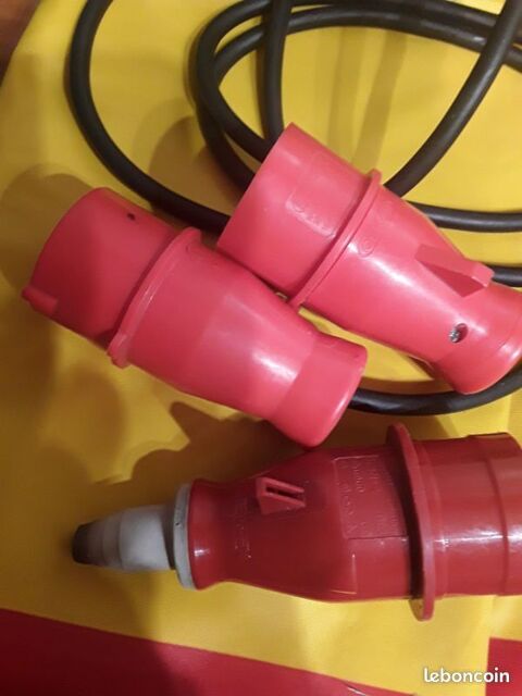 LOT de 3 FICHES 3P+T+N 16A 14 Serres-Castet (64)