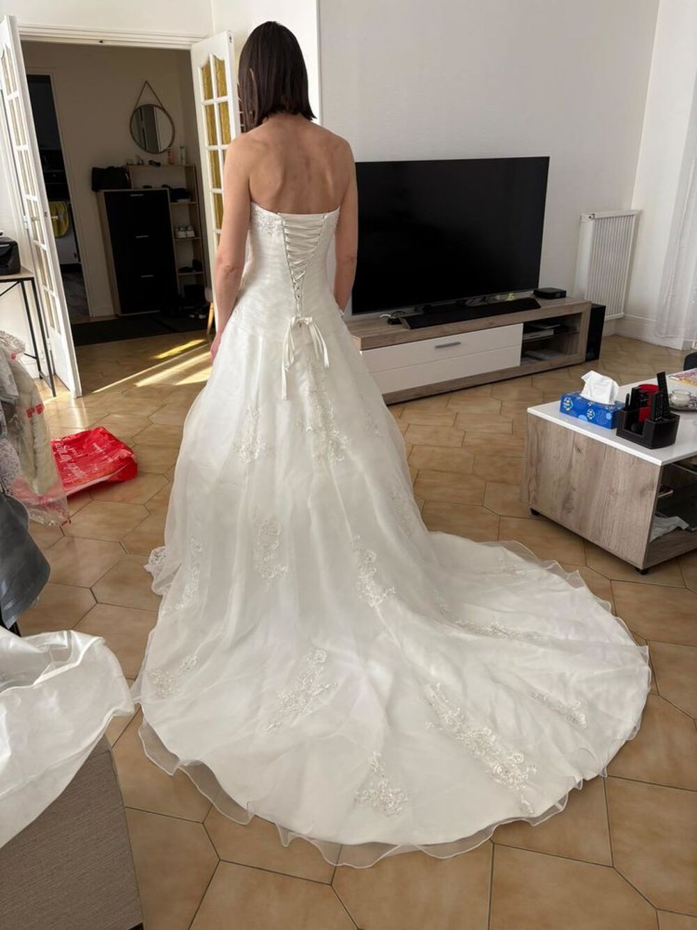 Robe de mari&eacute;e Vêtements
