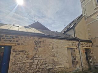  Immeuble à vendre 15 + pièces 298 m²