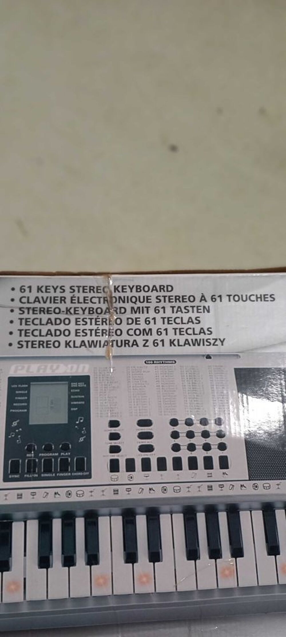 vendre piano. comme neuf Instruments de musique
