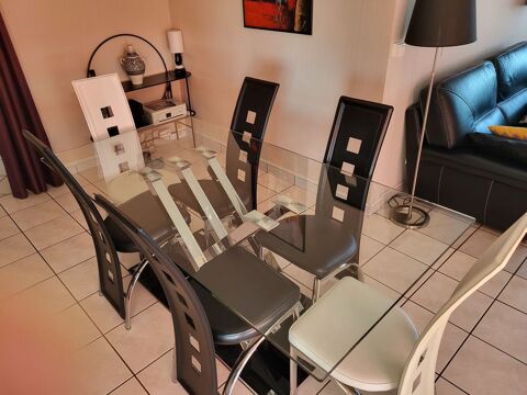 Table salle à manger et ses 6 chaises 350 Saint-Priest (69)