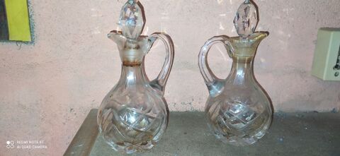 ménagère  huile et vinaigre en Cristal  25 Tourette-du-Château (06)