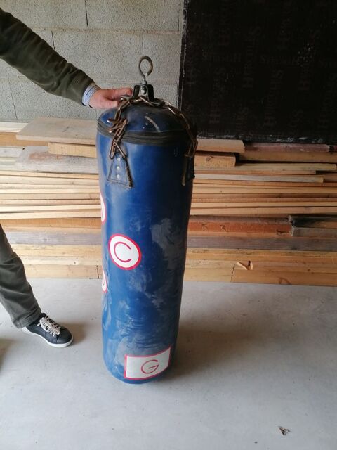 Sac de boxe 50 La Romagne (49)