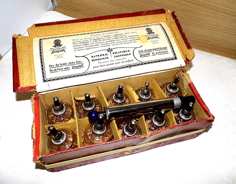 10 ventouses m&eacute;dicales anciennes ASPIR cabinet de curiosit&eacute; ann&eacute;es 30 medecine 