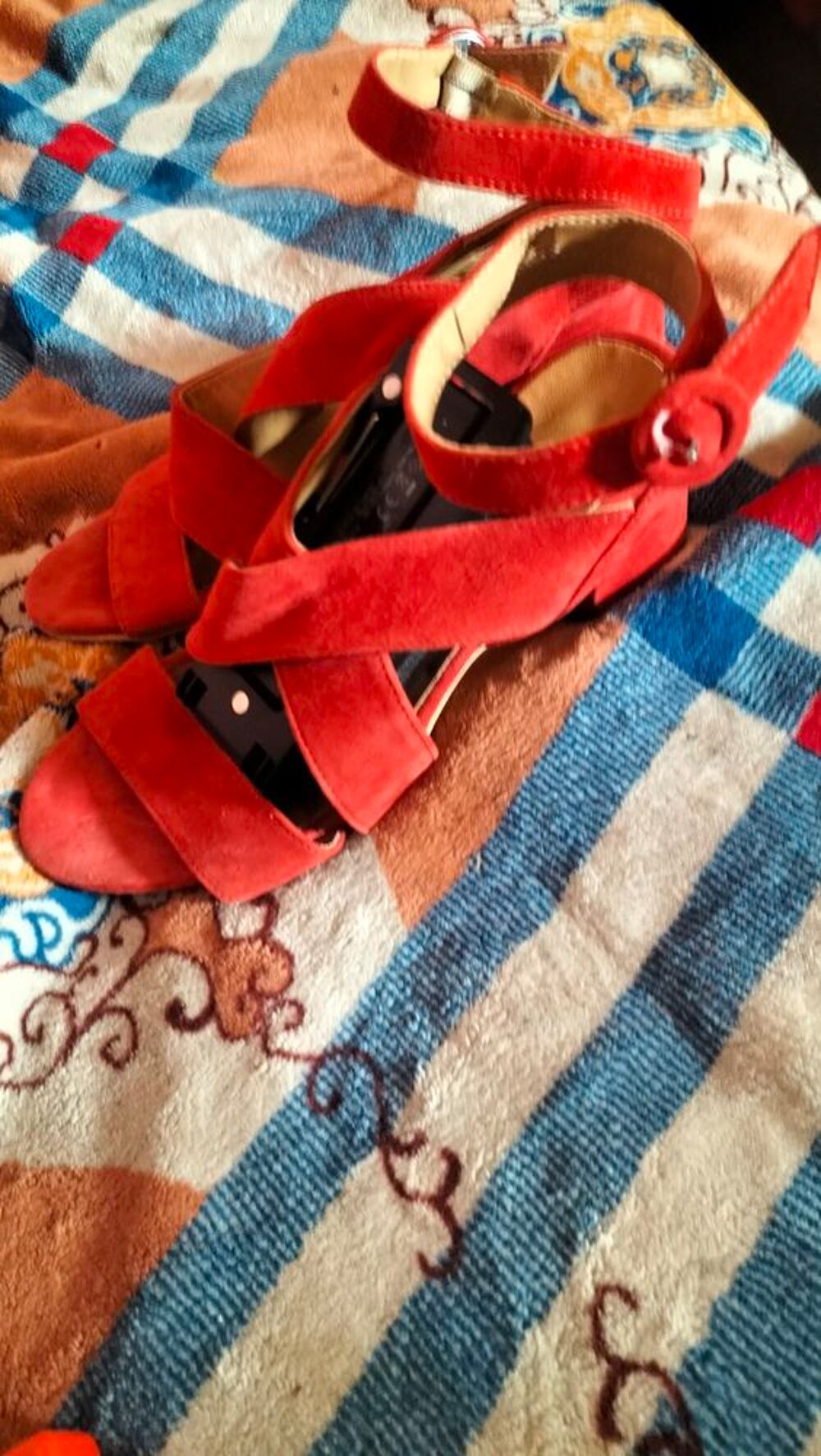 Sandale cuir Cliff rouge pointure 37 tr&egrave;s bon &eacute;tat Chaussures