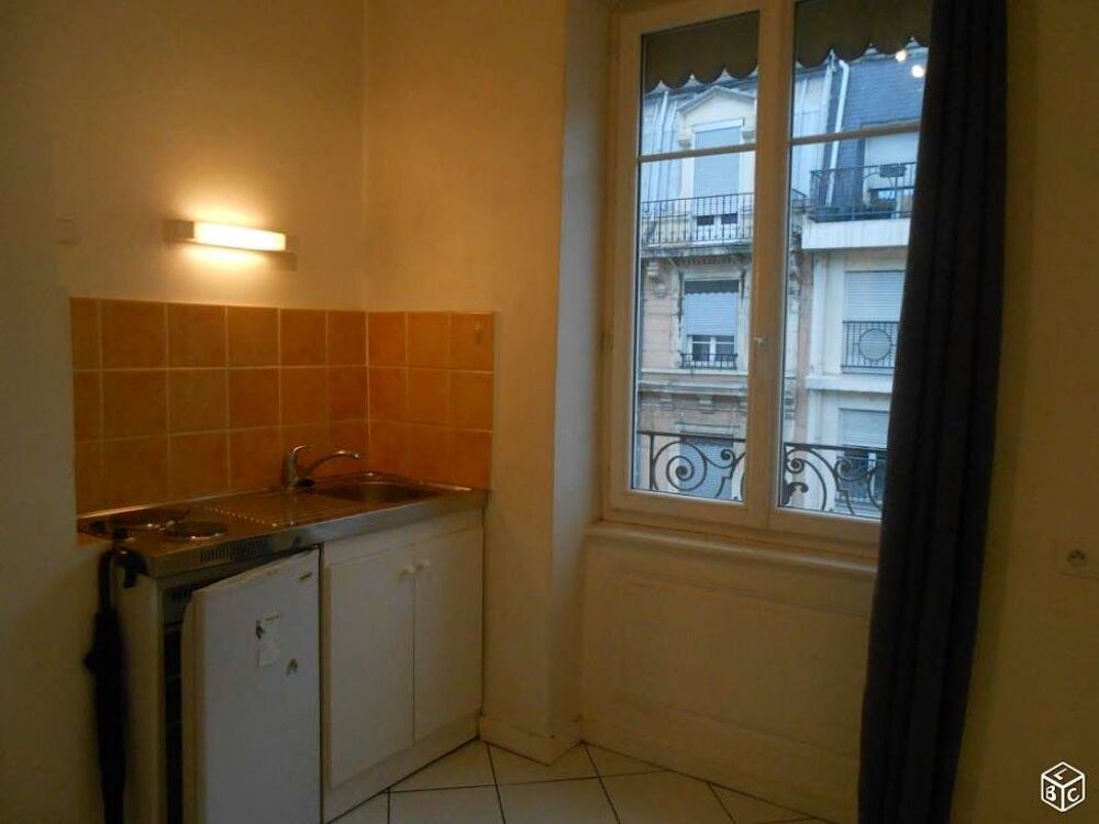 Location Appartement T2 bis rue de marseille 69007 Lyon 7