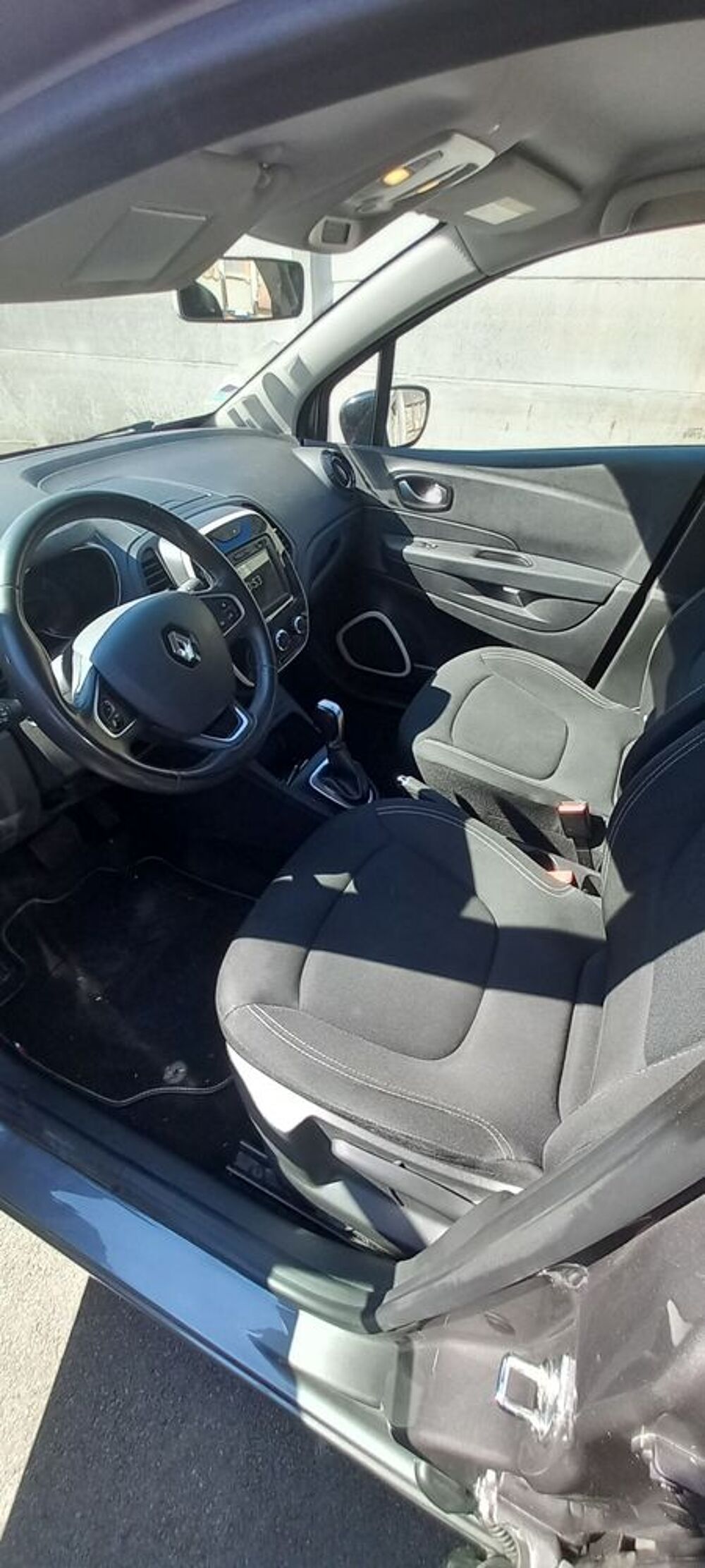 Captur dCi 90 E6C EDC Business 2019 occasion 62224 &Eacute;quihen-Plage