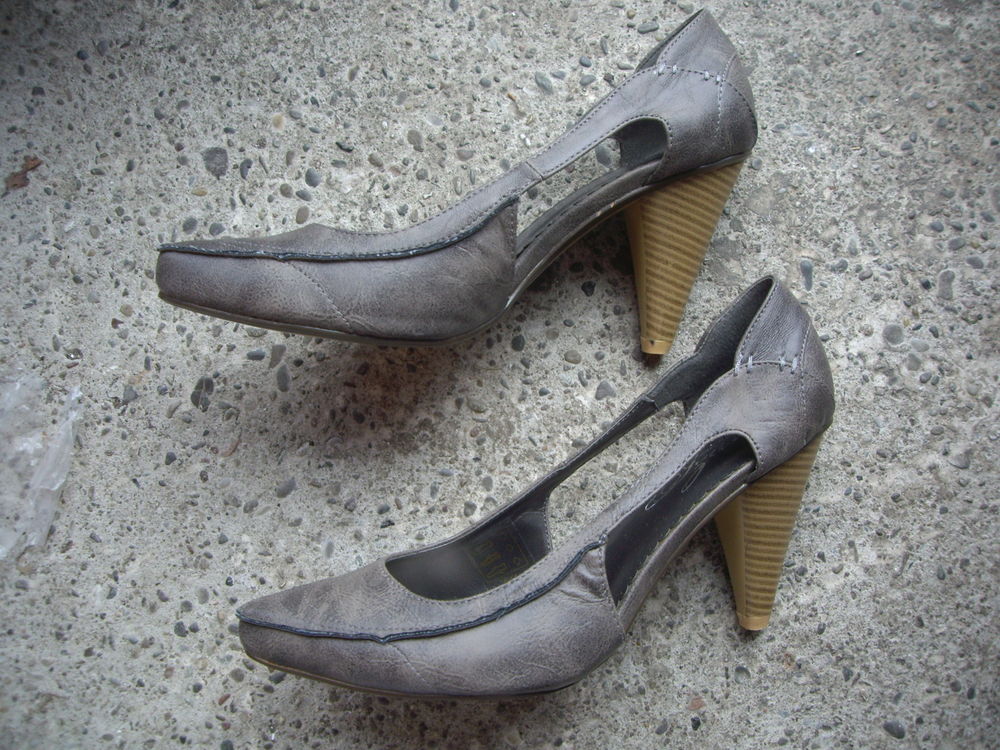 Escarpins Gris talons 9 cm pt 40-neufs Chaussures