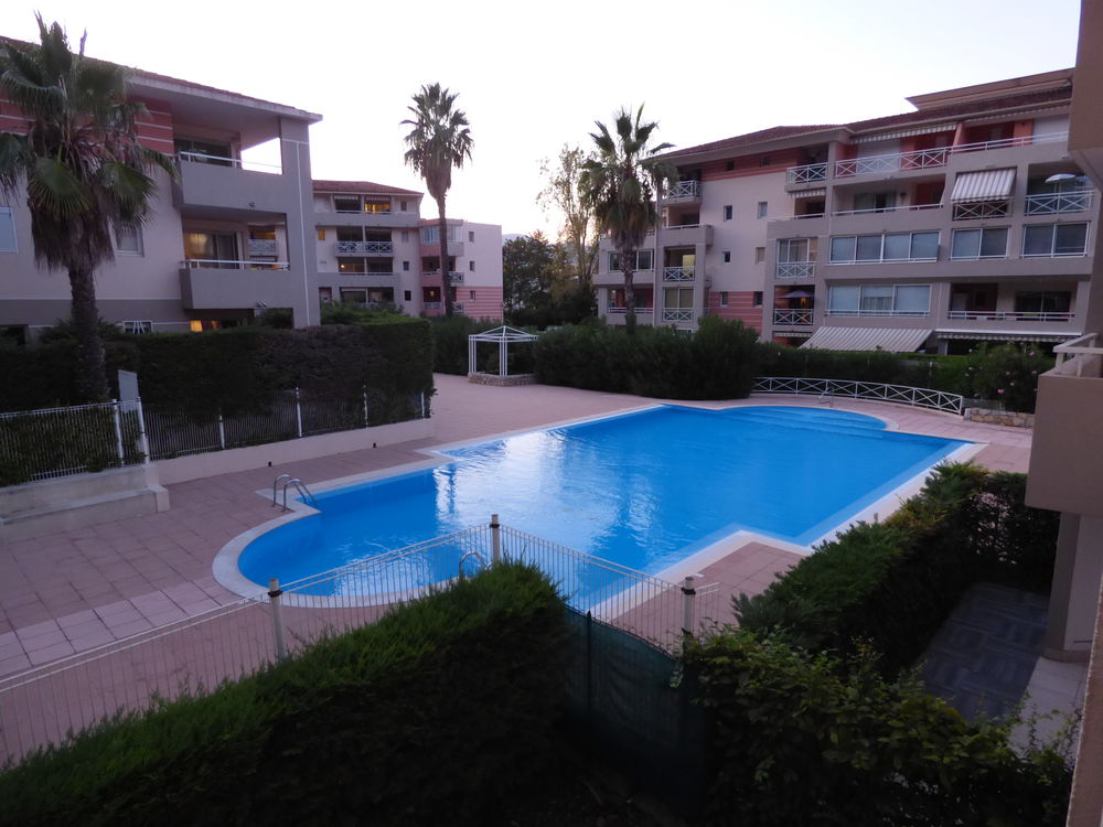   Vacances au soleil,piscines,tennis, côte d'Azur! Provence-Alpes-Côte d'Azur, Cagnes-sur-Mer (06800)