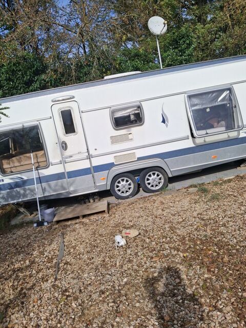 FENDT Caravane 2006 occasion Lugan 81500