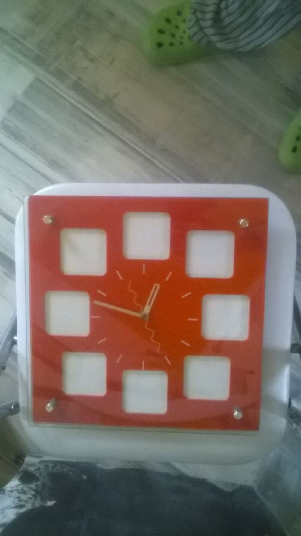 Horloge Design fond interchangeable
Neuve
Fond blanc &agrave; ch
Dcoration