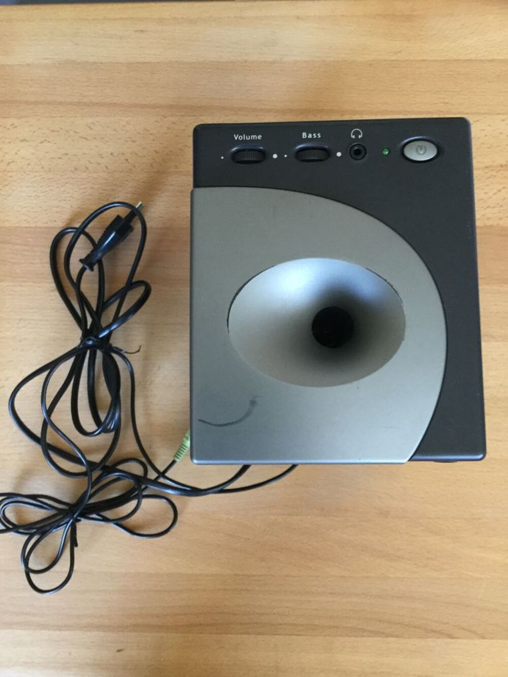 Enceintes Genius SP-Q2.1 Slim Audio et hifi