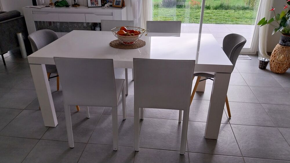 Table salle &agrave; manger Meubles