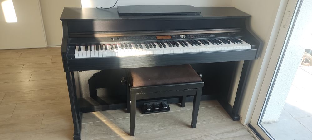 Thomann DP-95 B, 88 touches, 3 p&eacute;dales avec si&egrave;ge et casque Instruments de musique