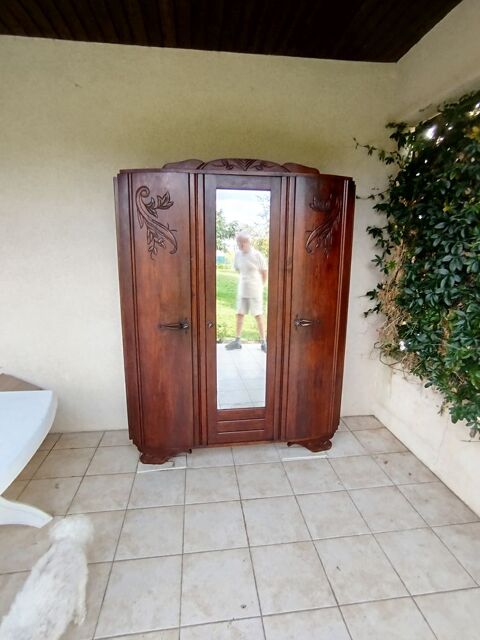 belle armoire 200 Saint-Hilaire-de-Villefranche (17)