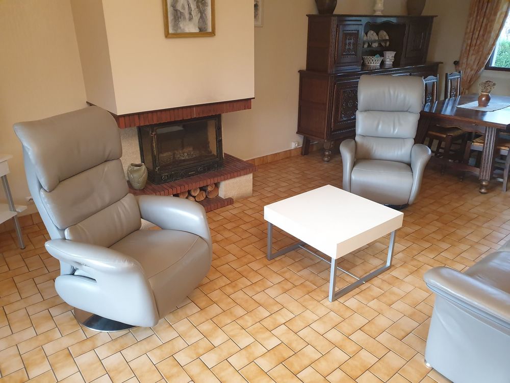 Canap&eacute; + Fauteuils motoris&eacute;s en cuir Meubles