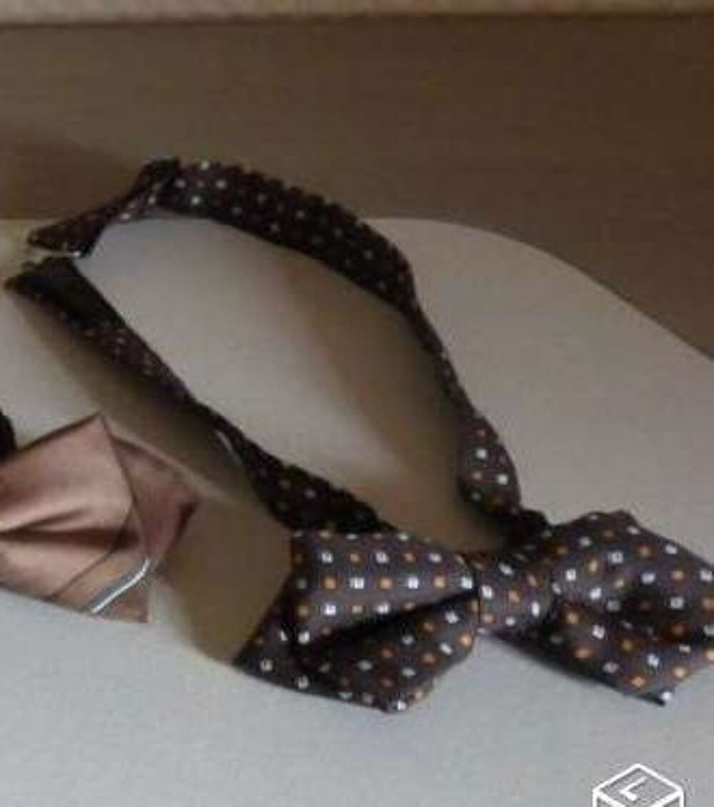 NOEUDS PAPILLON soie et polyester Vêtements