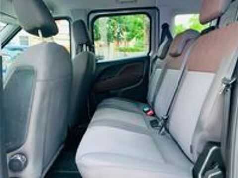 Doblo FIAT doblo ii (2) trekking lounge - 1.6 jtd 120cv bv6 2016 occasion 78800 Houilles