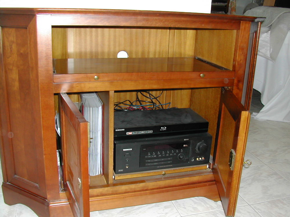 Meuble TV d'angle en merisier Meubles