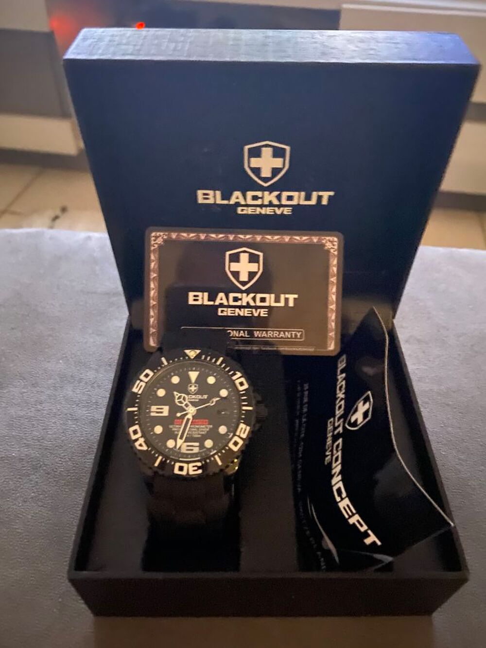 montre black-out 