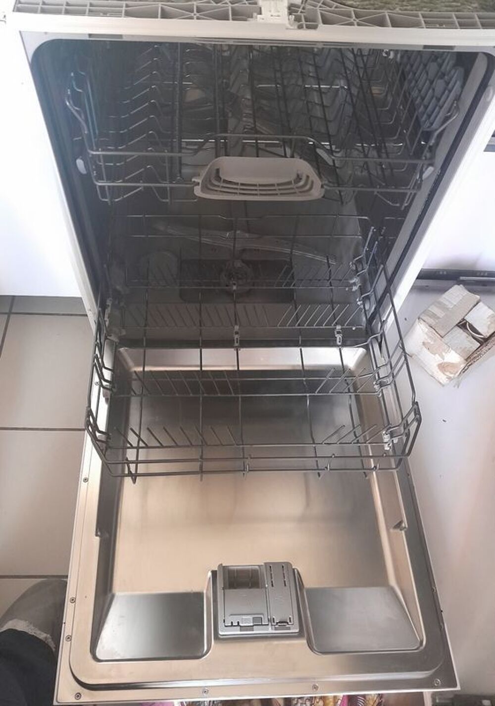 Lave-vaisselle SIEMENS Connect&eacute; Electroménager