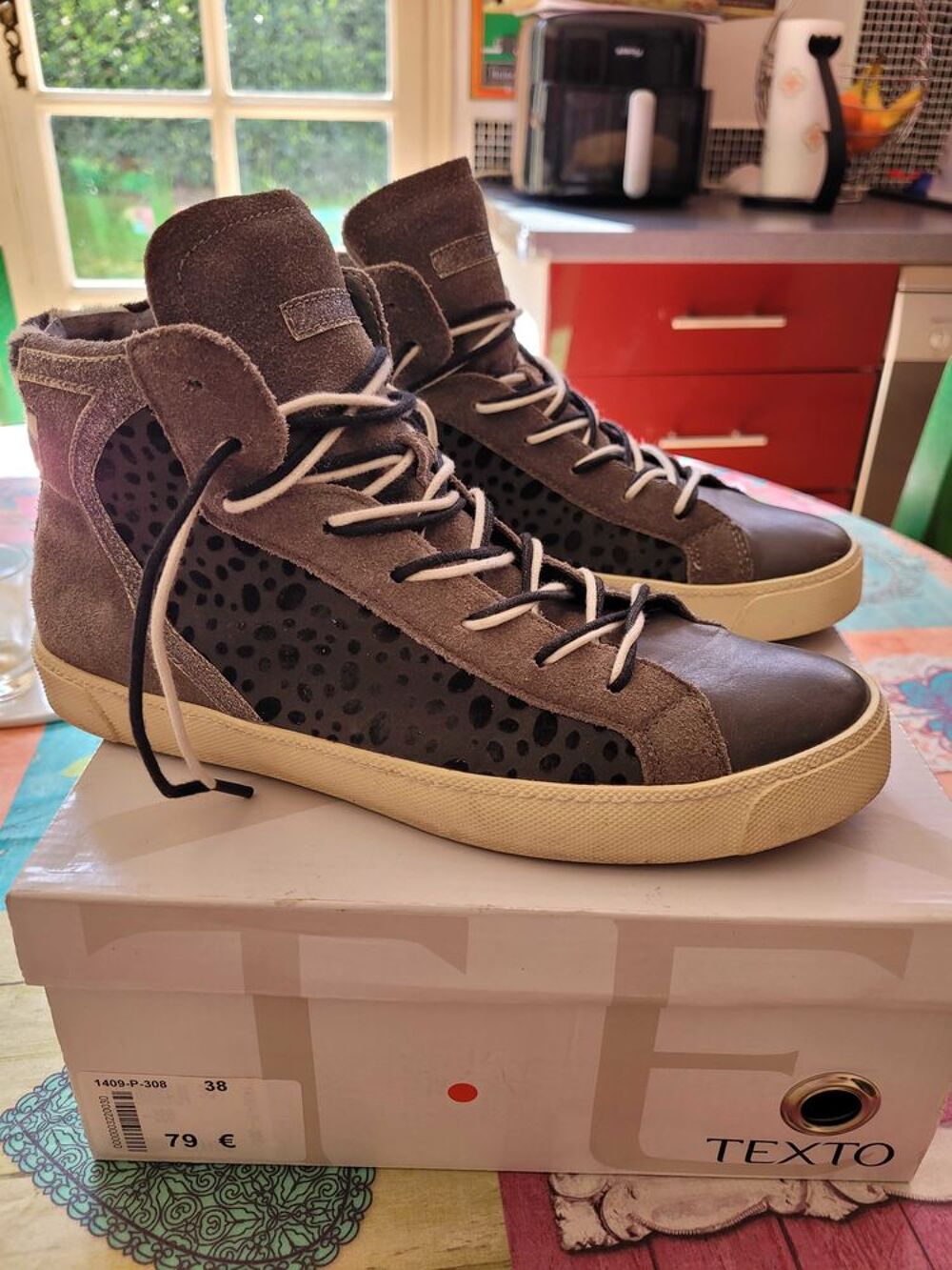 baskets femmes taille 38 Chaussures