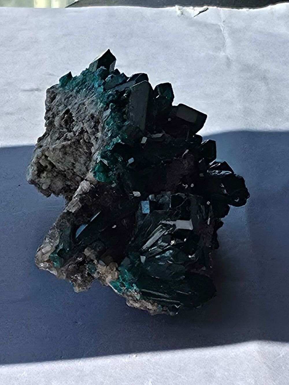 Sp&eacute;cimen Min&eacute;ralogique de Dioptase-Collection Katanga 