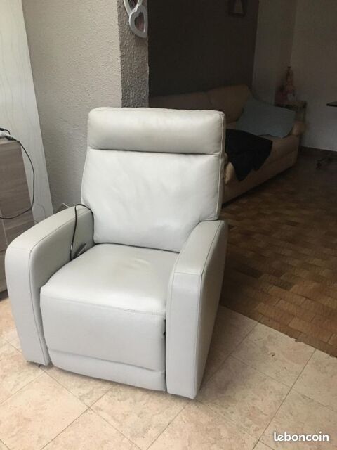 Fauteuil �lectrique relax multi-positions 600 Cambrai (59)