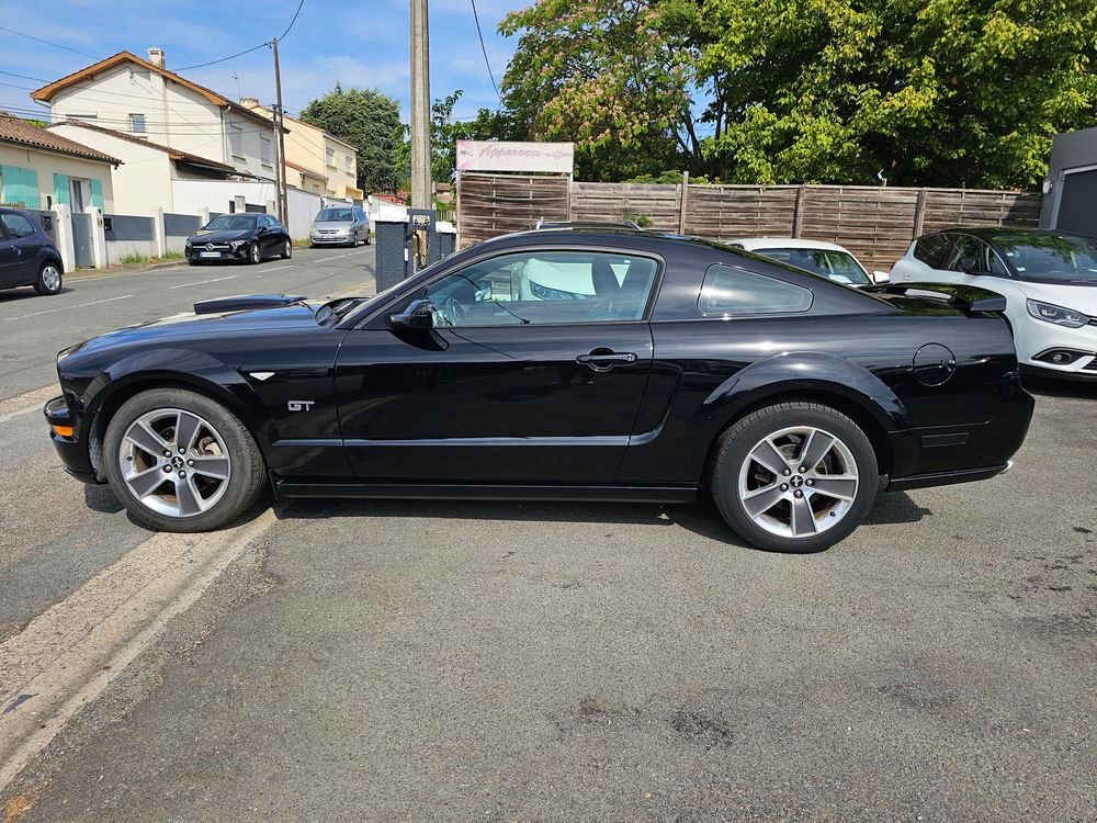 Mustang 4.6 V8 GT 305CH 2008 occasion 33560 Carbon-Blanc