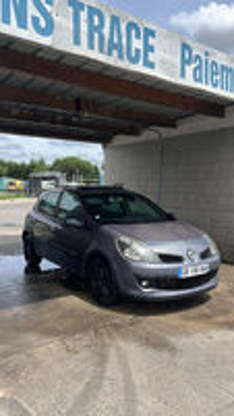 Clio III Clio 1.5 dCi 105 FAP Privil&egrave;ge 2006 occasion 33560 Carbon-Blanc