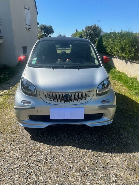Smart ForTwo Fortwo Coupé 0.9 109 ch S&S BA6 Brabus Xclusive 2017 occasion Chacé 49400